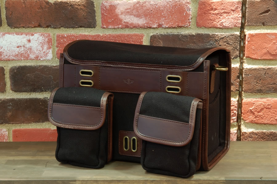 カラー:ブラック(裏面)